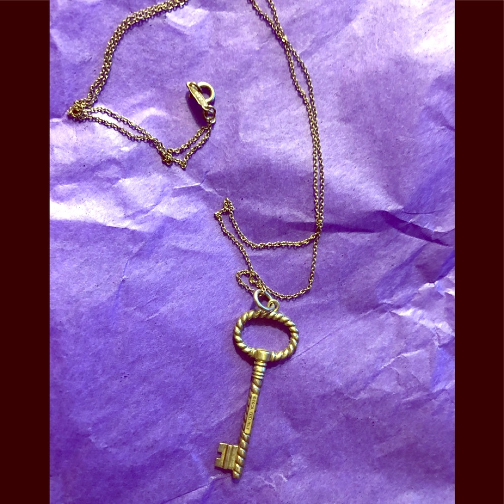 Authentic sterling silver Tiffany key necklace - Picture 1 of 7